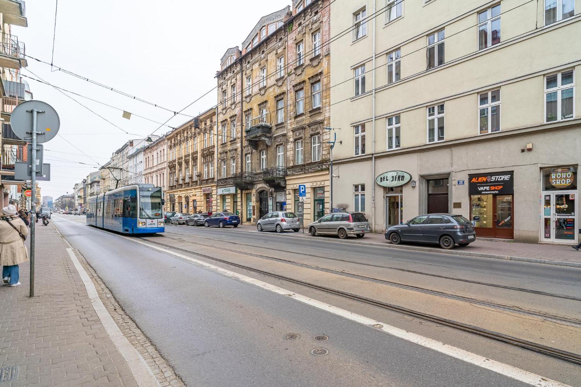 Starowislna - Balcony, Top Location, Tram & Train Nearby - By Rentujemy * Krakau