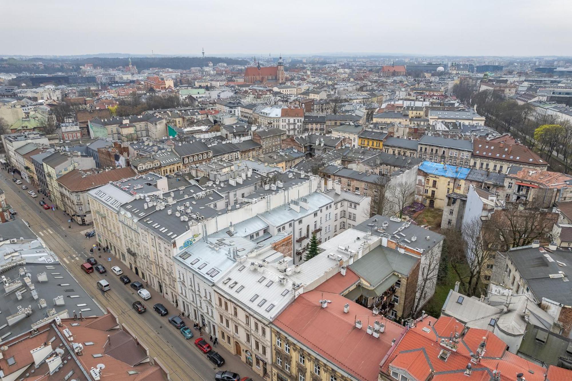 Starowislna - Balcony, Top Location, Tram & Train Nearby - By Rentujemy Krakau